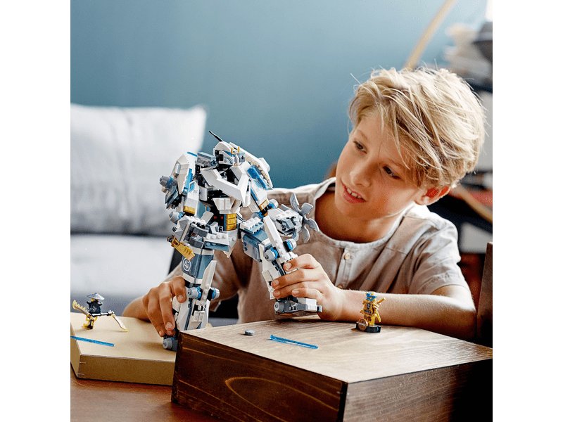 LEGO® NINJAGO® Zane mechanikus Titánjának csatája (71738)