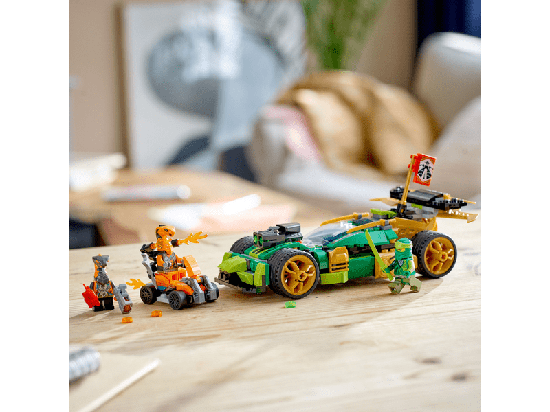 LEGO® NINJAGO® Lloyd EVO versenyautója (71763)