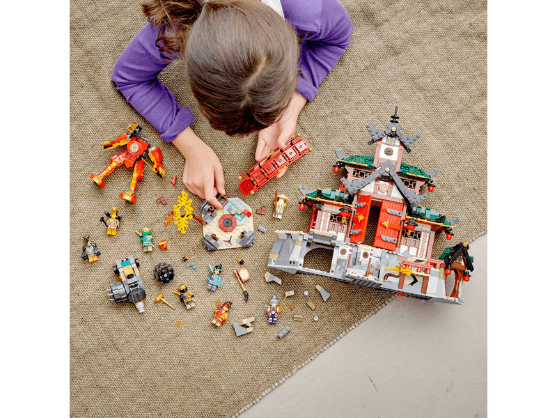 LEGO® NINJAGO® Nindzsa dódzsó templom (71767)