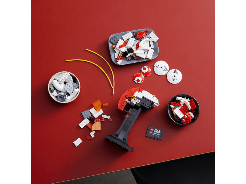 LEGO® Star Wars™ Luke Skywalker™ (Vörös Ötös) sisak (75327)