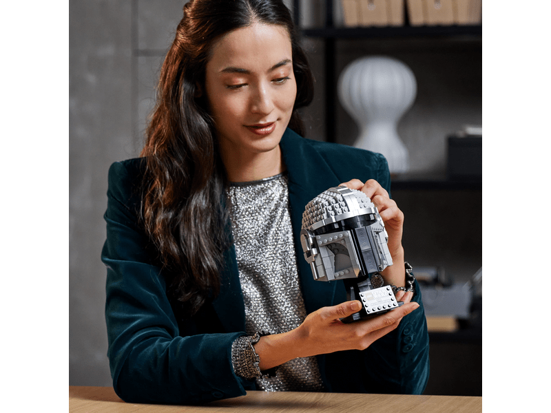 LEGO® Star Wars™ A Mandalóri™ sisak (75328)