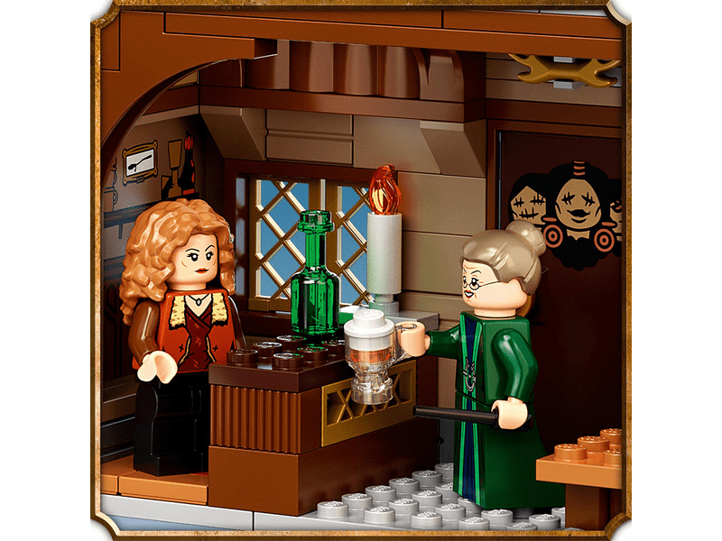 LEGO® Harry Potter™ Látogatás Roxmorts™ faluban (76388)