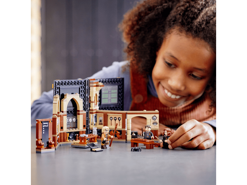 LEGO® Harry Potter™ Roxfort™ pillanatai: Sötét varázslatok kivédése óra (76397)