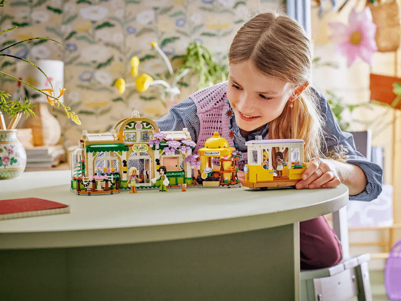 LEGO® Friends Botanikus kávéház és virágbolt (42671)