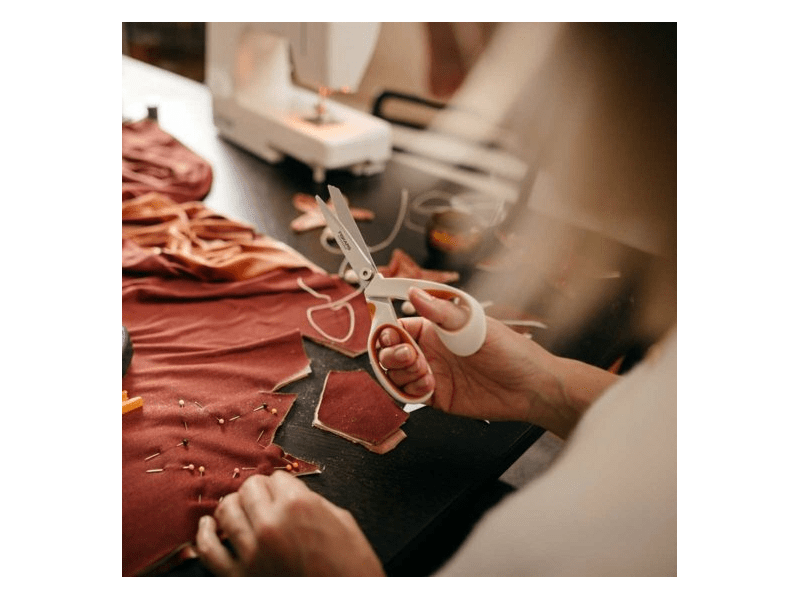 Fiskars RazorEdge™ varró olló, 21 cm (1070078)