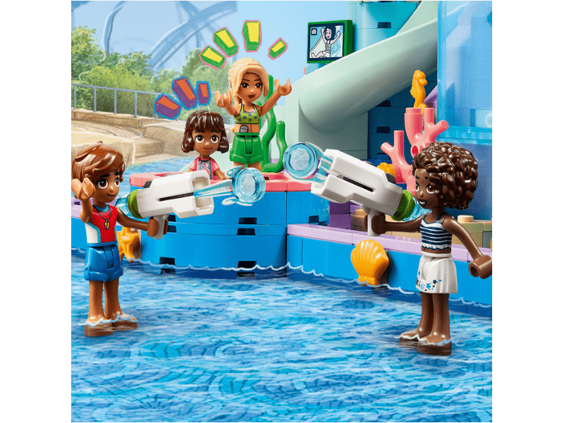 LEGO® Friends Heartlake City aquapark (42630)
