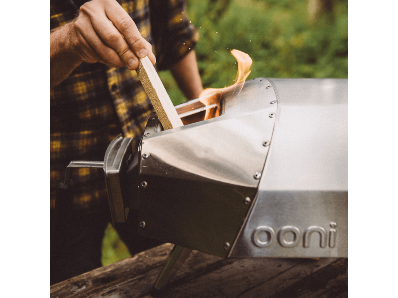 Ooni Karu 12 vegyes tüzelésű pizza kemence (UU-P0A100)