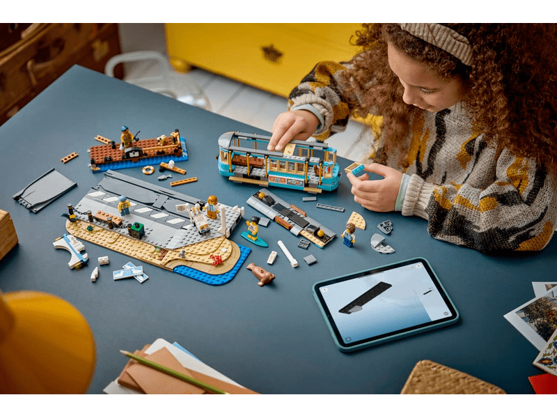 LEGO® City Klasszikus tengerparti villamos (60506)