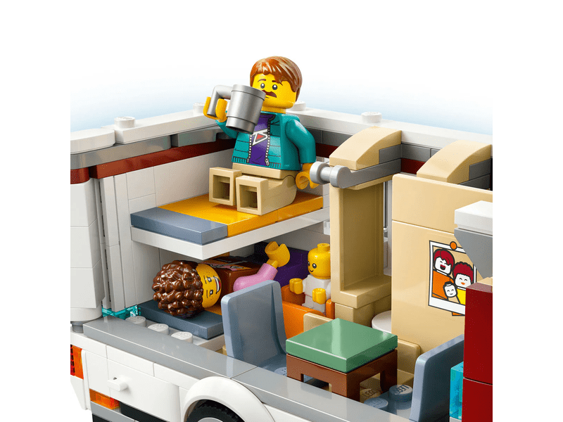 LEGO® City Lakóautó a kalandos nyaraláshoz (60454)