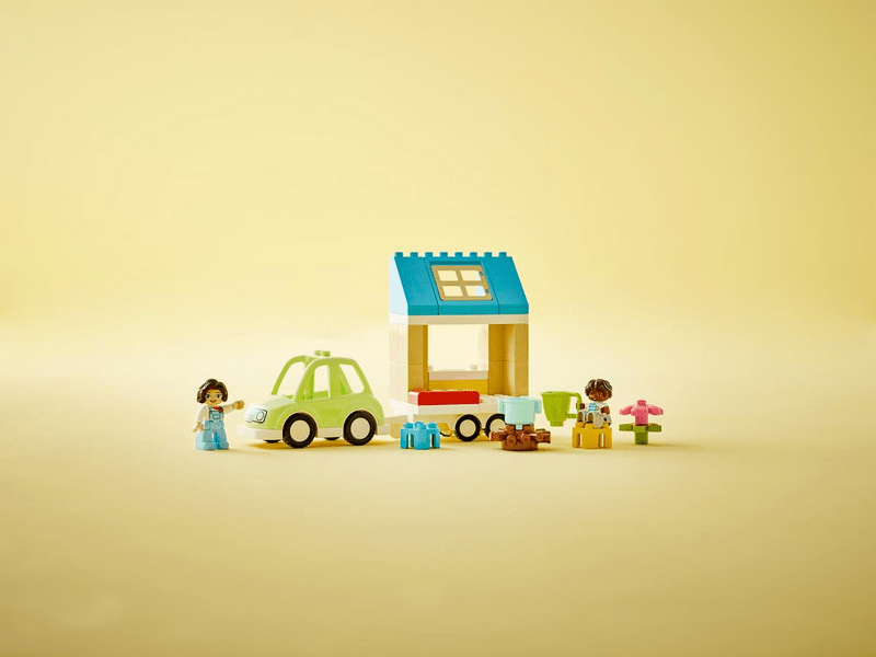 LEGO® DUPLO Családi ház kerekeken (10986)