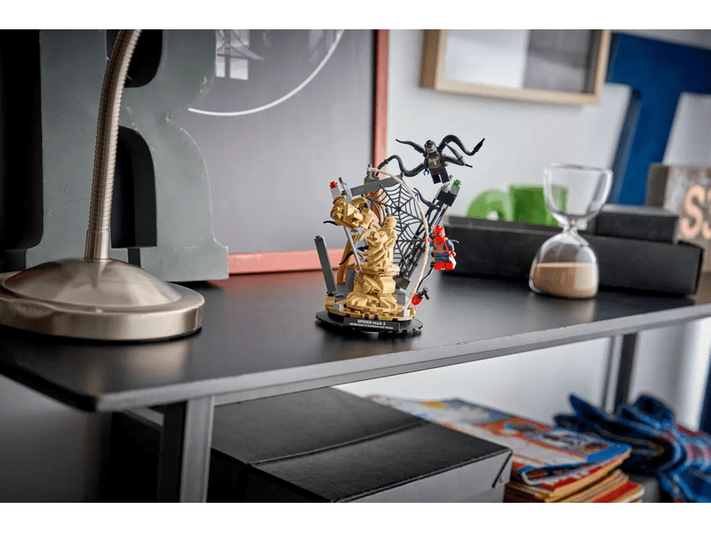 LEGO® Marvel Pókember és Homokember óriási csatája (76334)