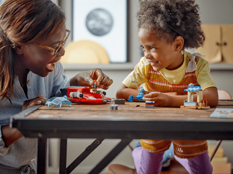 LEGO® Star Wars™ The Crimson Firehawk™ (75384)