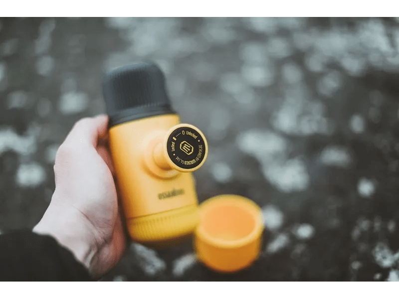 Wacaco Nanopresso Petrol hordozható kávéfőző, Sárga