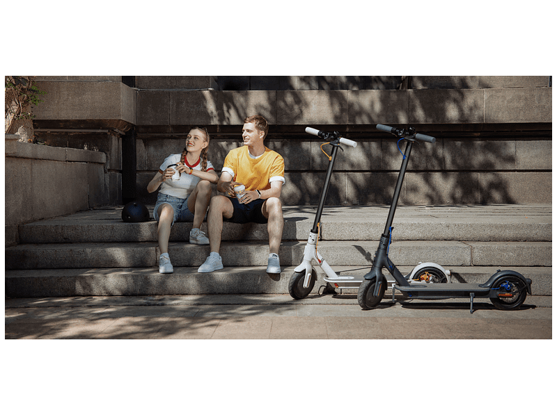 Xiaomi Mi Electric Scooter 3 elektromos roller Szürke (BHR4854GL)