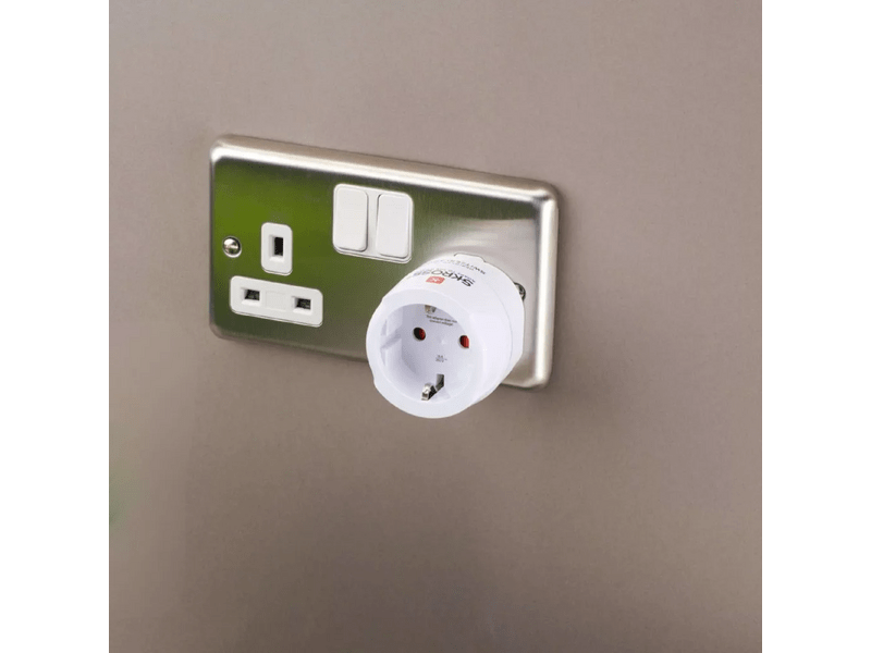 Skross 1.500230C-E EU-UK Utazó adapter