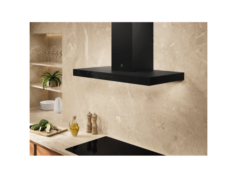 Electrolux LFT819K Breeze 700 Kürtős páraelszívó