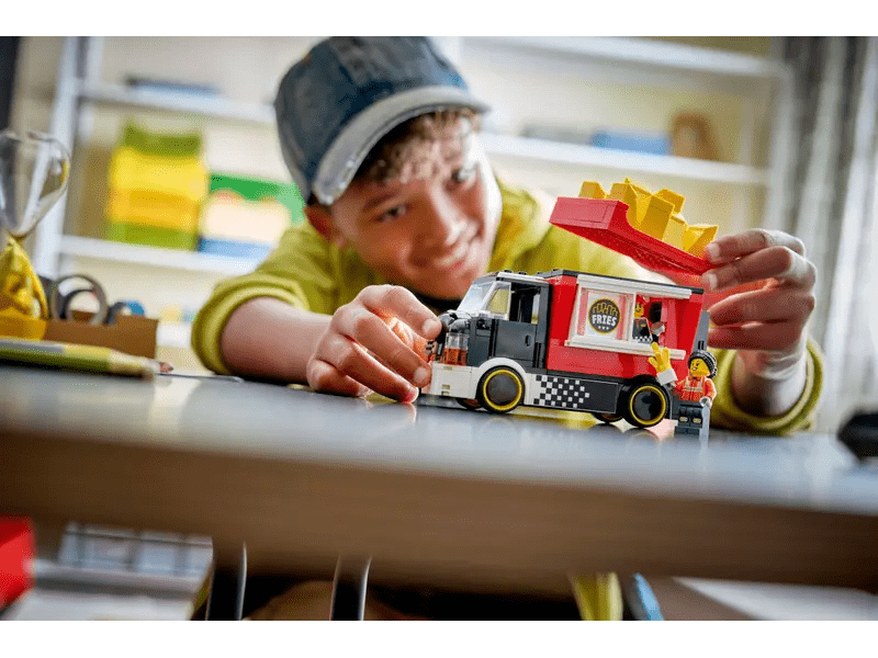 LEGO® City Sültkrumpli-árus büfékocsi (60488)