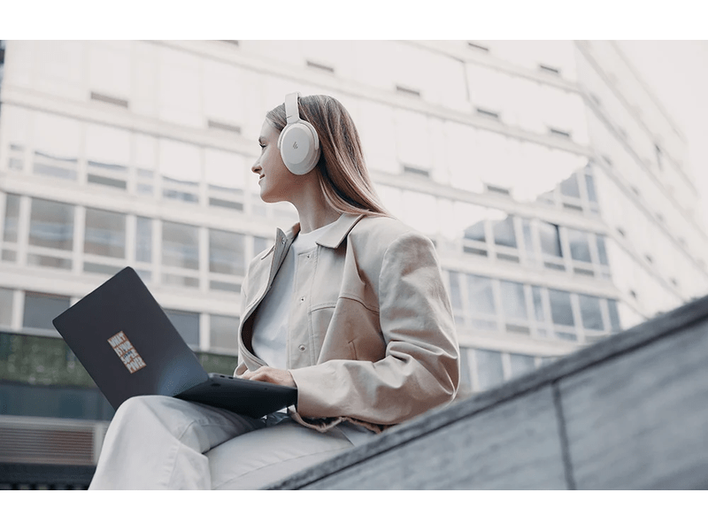 Edifier WH700NB Pro vezeték nélküli fejhallgató, bézs