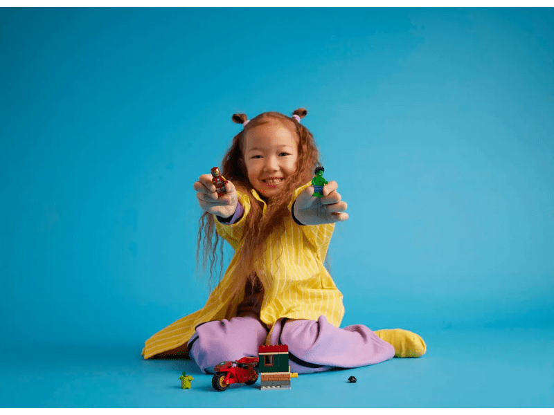 LEGO® Marvel Iron Man s motorom i Hulkom (76287)