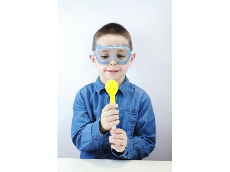 Buki 8360 Kémiai labor 150 kísérlettel