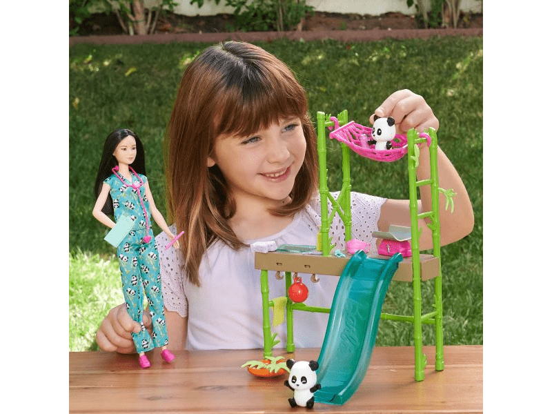 Barbie: Pandaovi játékszett (HKT77)