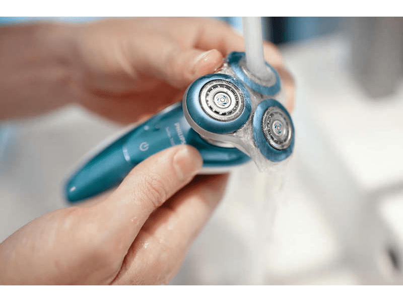 PHILIPS S7370/12 Series 7000 elektromos borotva nedves és száraz használatra