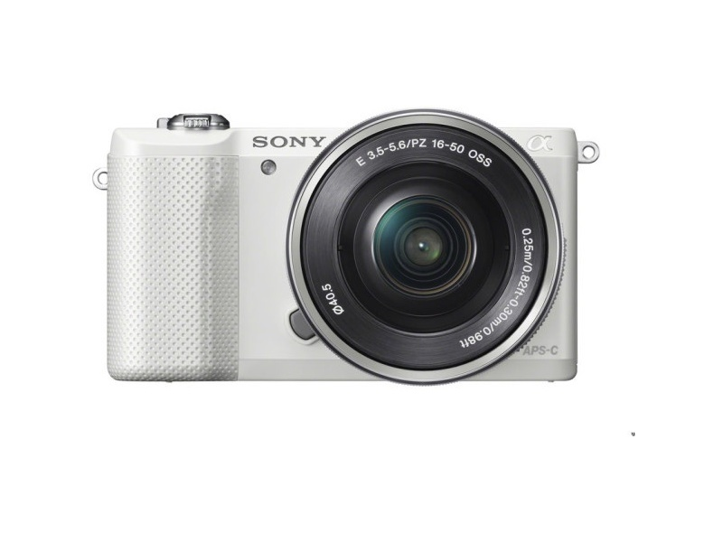 Sony Alpha 5000L APS-C érzékelővel (ILCE5000LW) + 16-50 mm zoomobjektív, Fehér