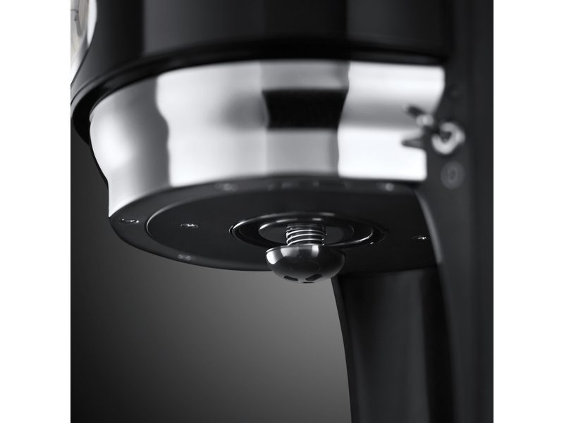 RUSSELL-HOBBS 21701-56 RETRO FEKETE Kávéfőző