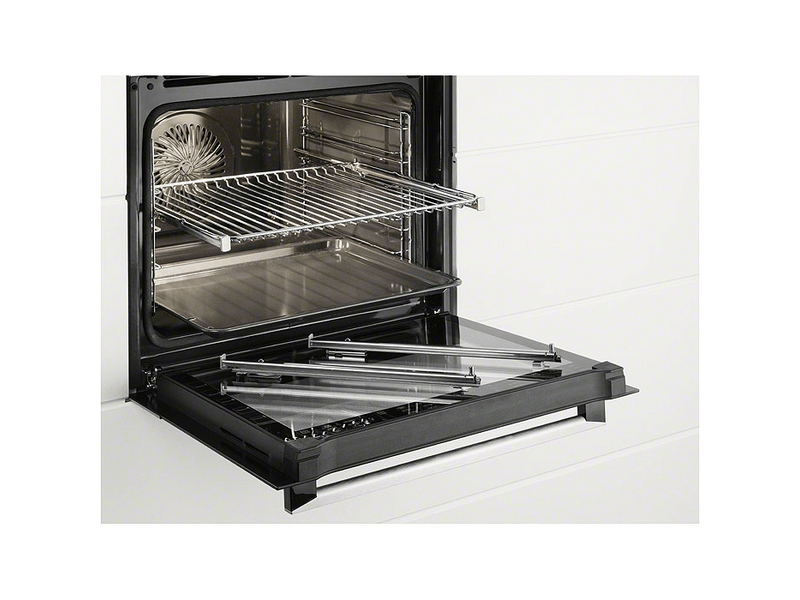 Electrolux EOB3454AOX SteamBake beépíthető sütő gőzfunkcióval