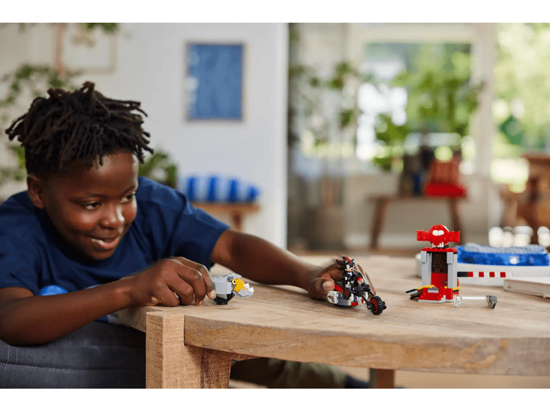 LEGO® Sonic the Hedgehog™ Shadow the Hedgehog szökése (76995)