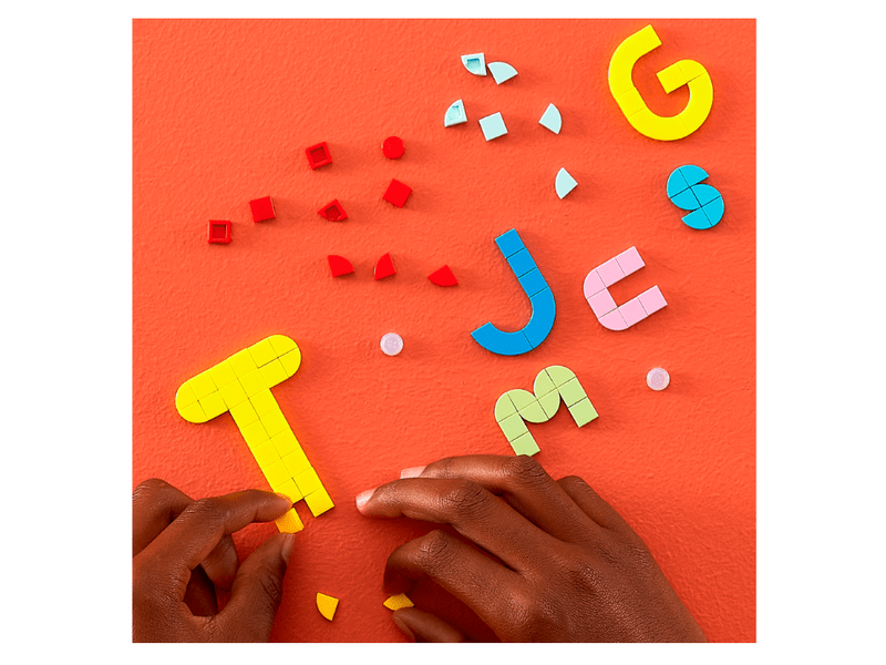 LEGO® DOTS Rengeteg DOTS – Betűkkel (41950)