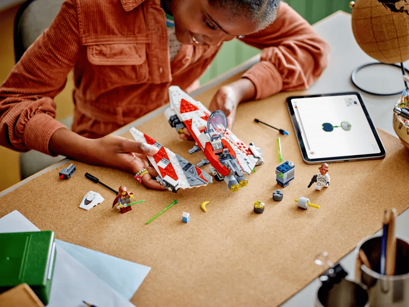 LEGO® Star Wars™ Jedi Bob's Starfighter (75388)