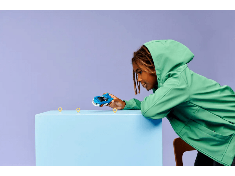 LEGO® Sonic the Hedgehog™ Sonic: Speedster Lightning (77117)