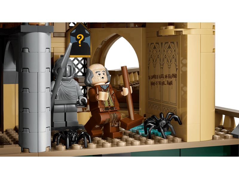 LEGO® Harry Potter™ Roxfort™ kastély: Keleti szárny (76473)