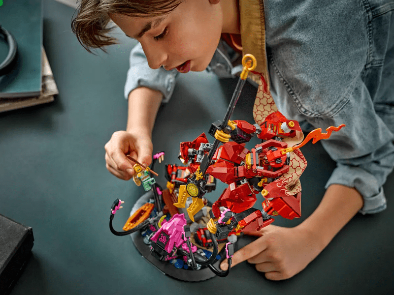 LEGO® Ninjago® Vatreni vitez Borbeni robot (71846)