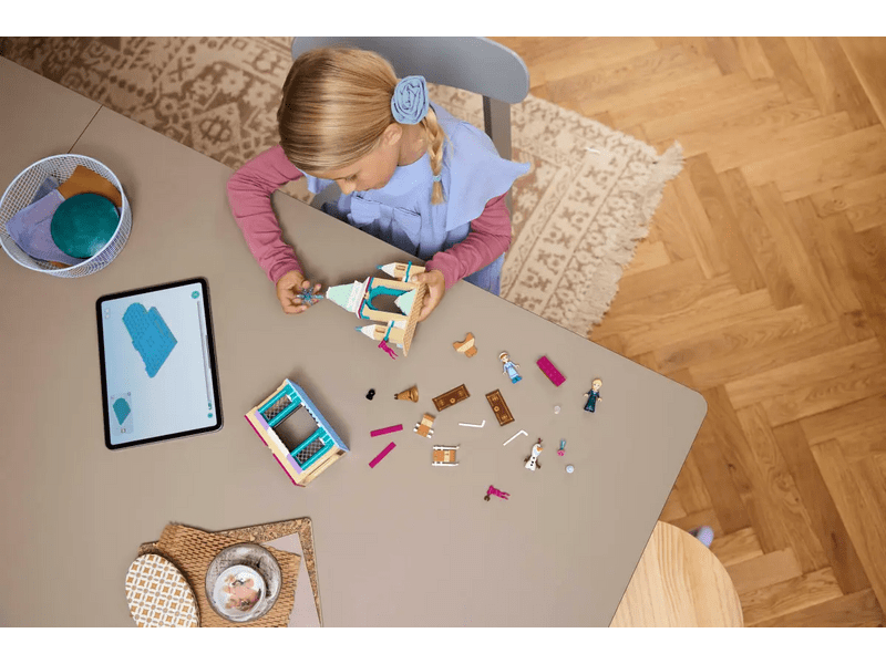 LEGO® Disney Frozen - dvorac Arendelle (43265)