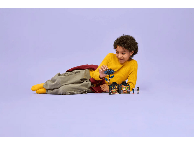 LEGO® Srijeda Crna Dalija (76784)