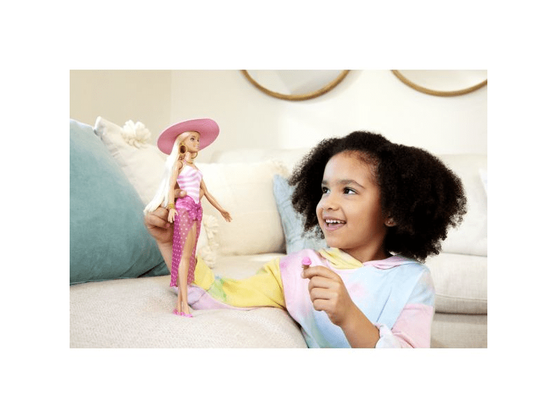 Barbie, a film: Beach Barbie baba (HPL73)