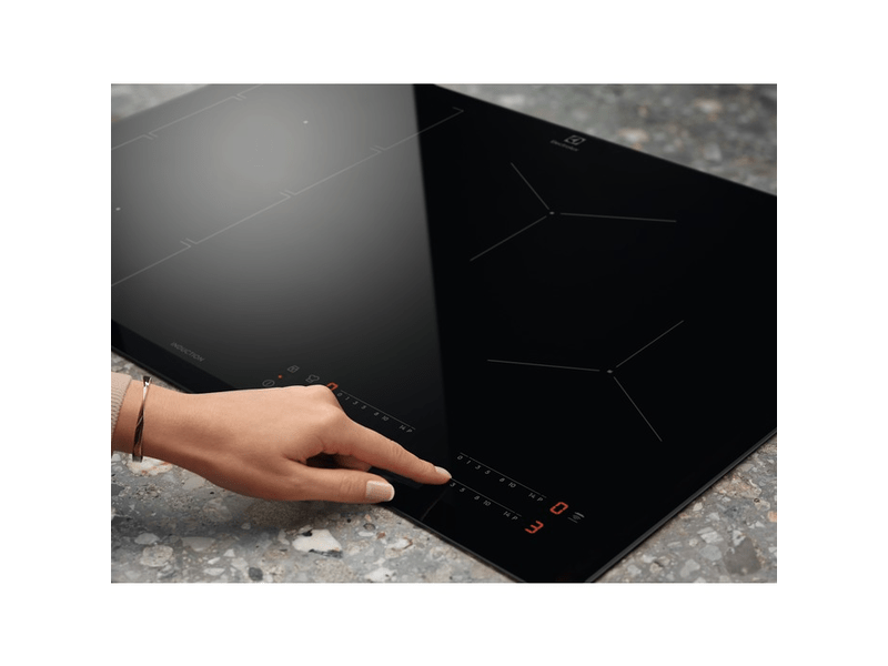 Electrolux EOF3H40BX Beépíthető sütő+Electrolux EIV644 Beépíthető indukciós főzőlap