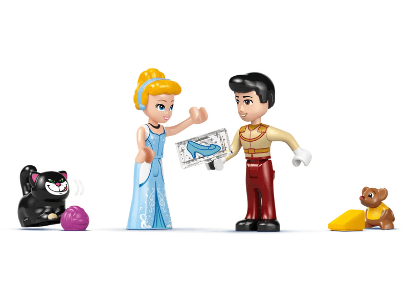 LEGO® Disney Princess Hamupipőke kastélya és hintója (43275)