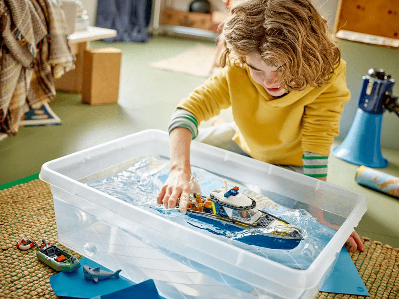 LEGO® City Üldözés rendőrségi csónakkal (60456)