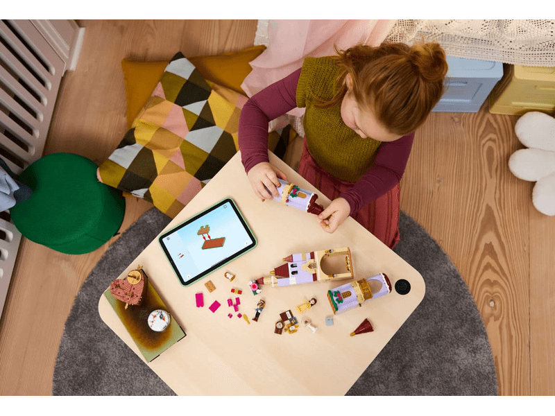 LEGO® Disney Princess Belle és a Szörnyeteg varázslatos kastélya (43289)