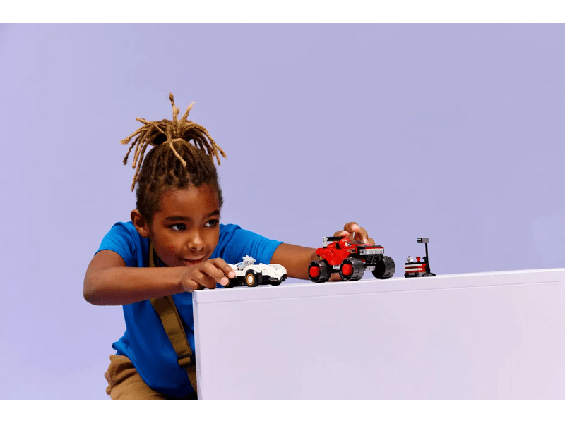 LEGO® Sonic the Hedgehog™ Silver autója Knuckles monster truckja ellen (77118)