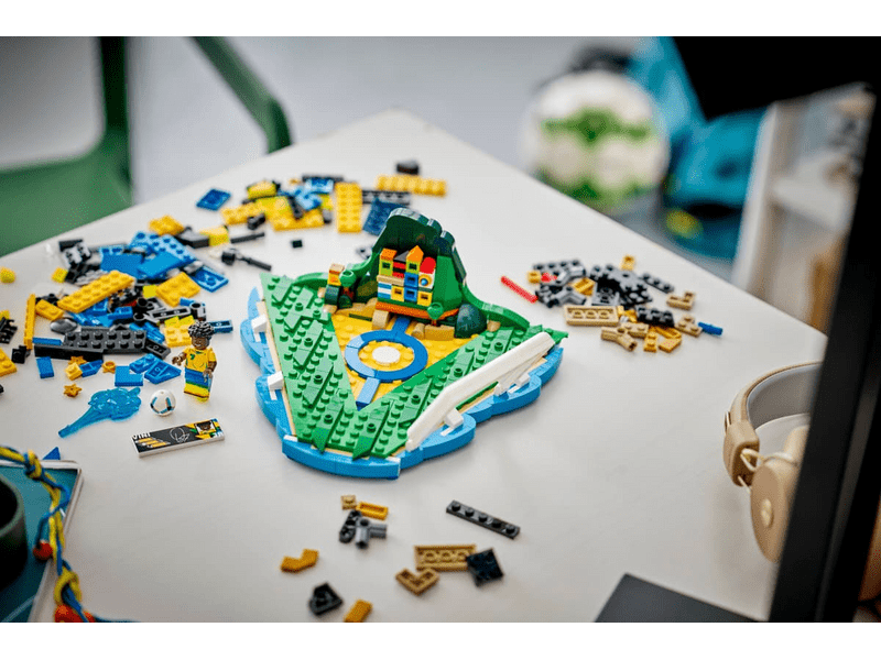 LEGO® Editions Vini Jr. – A futball legjobb pillanatai (43027)