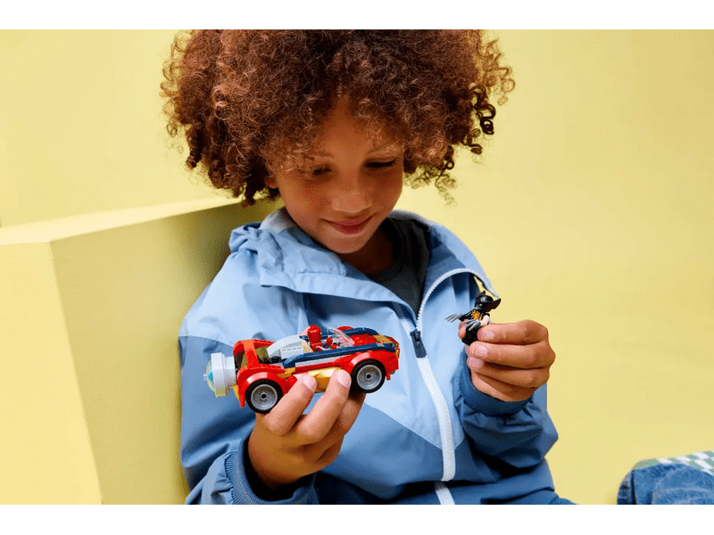 LEGO® Marvel Pókember a venomizált Farkas ellen (76336)