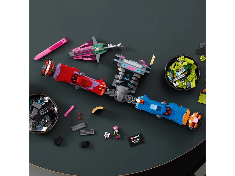 LEGO® Fortnite® Mecha Team Leader (77078)