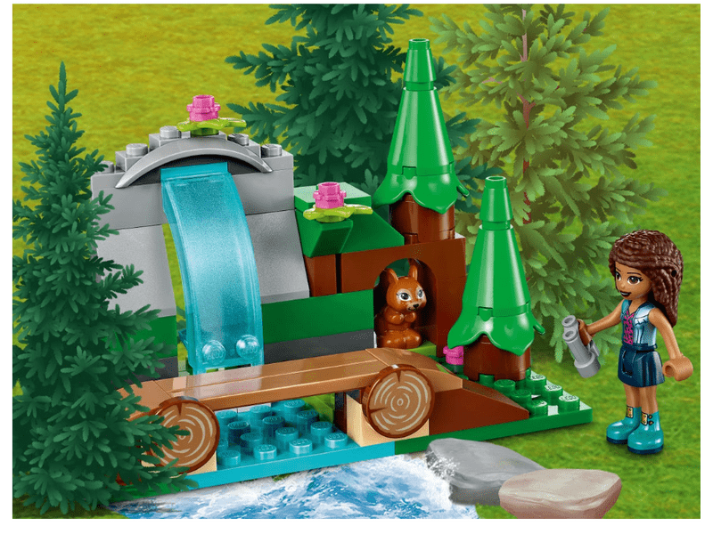 LEGO® Friends Erdei vízesés (41677)