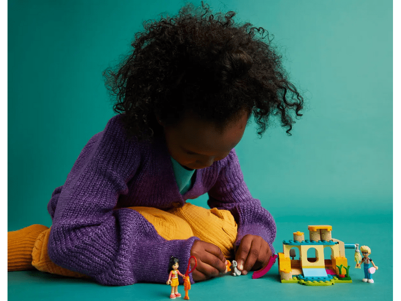 LEGO® Friends Cicás játszótéri kalandok (42612)