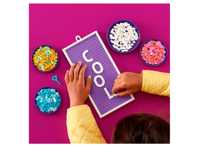 LEGO® DOTS Üzenőfal (41951)