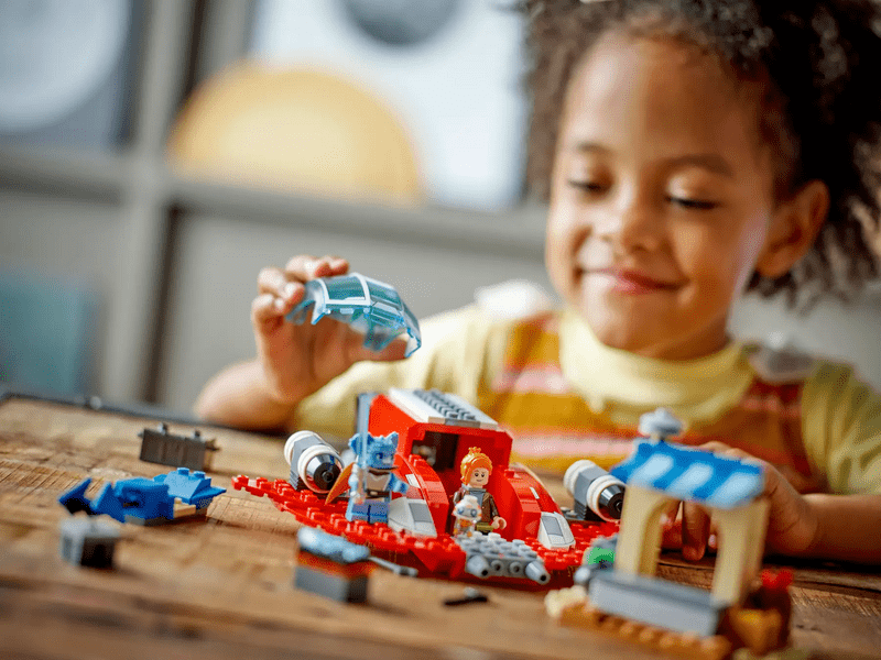 LEGO® Star Wars™ The Crimson Firehawk™ (75384)